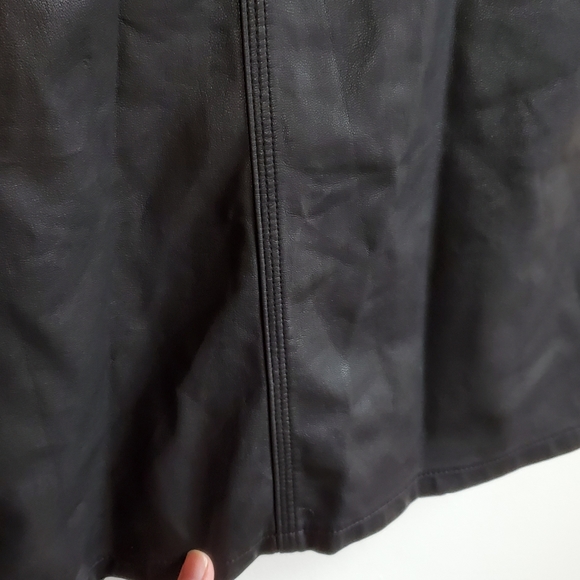 LOFT Ann Taylor Black Faux Leather Shift Skirt - Picture 9 of 13